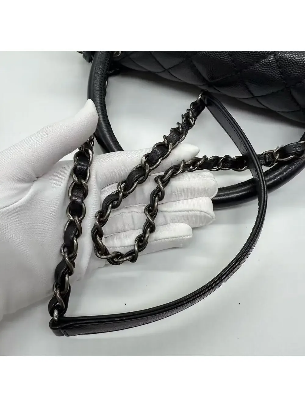 Chanel Coco Handle Medium Black Caviar #307984C37B